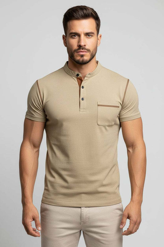 Slim-fit Contrast-Trim Polo Shirt with short sleeves and polo neckline for smart-casual wear