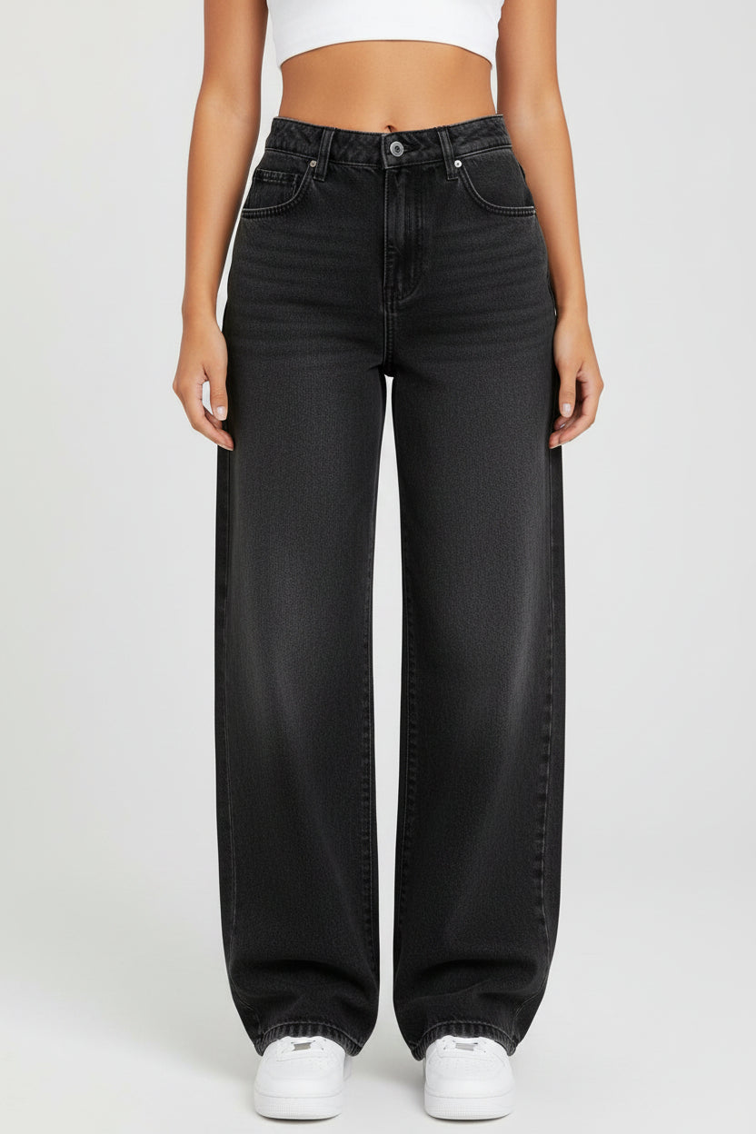 Women's sleek black wide-leg pants by Veloran