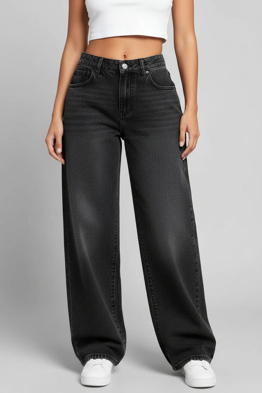 Women's sleek black wide-leg pants by Veloran